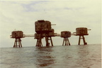 1975-06-el3-thames-fort